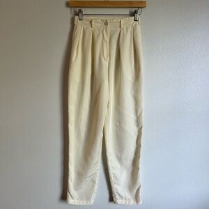 Vintage | Cream High Waisted Ankle Length Slacks | Size 4